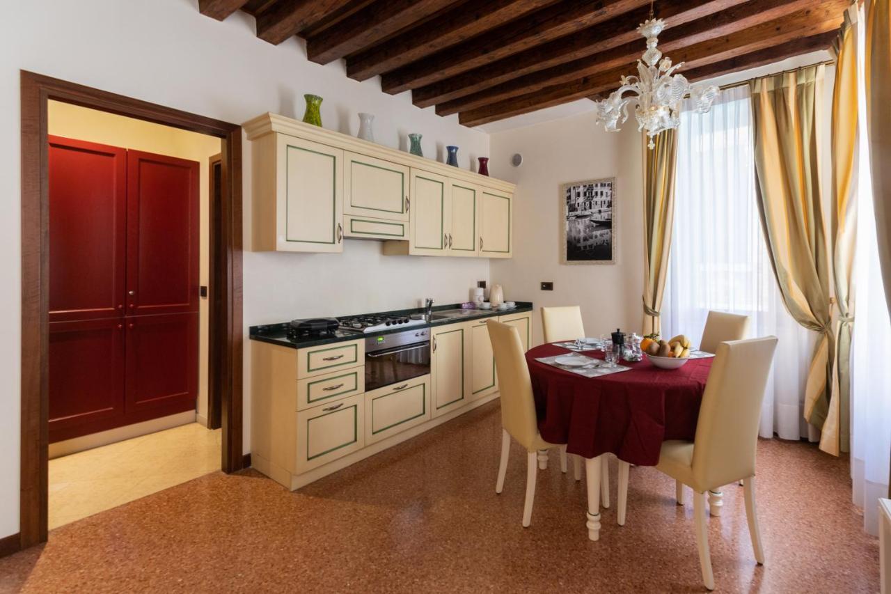 Ve-Nice Suite San Marco C4439 Venice Exterior photo