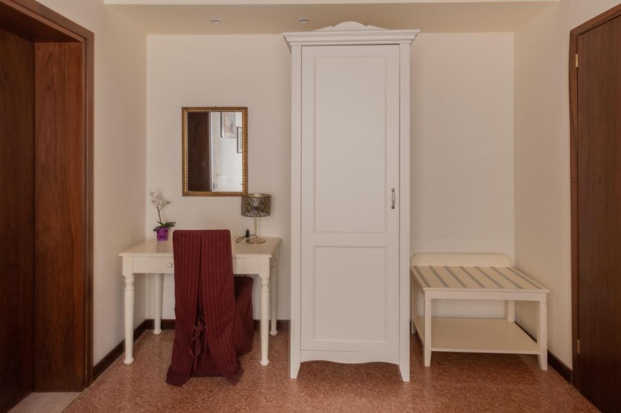 Ve-Nice Suite San Marco C4439 Venice Exterior photo