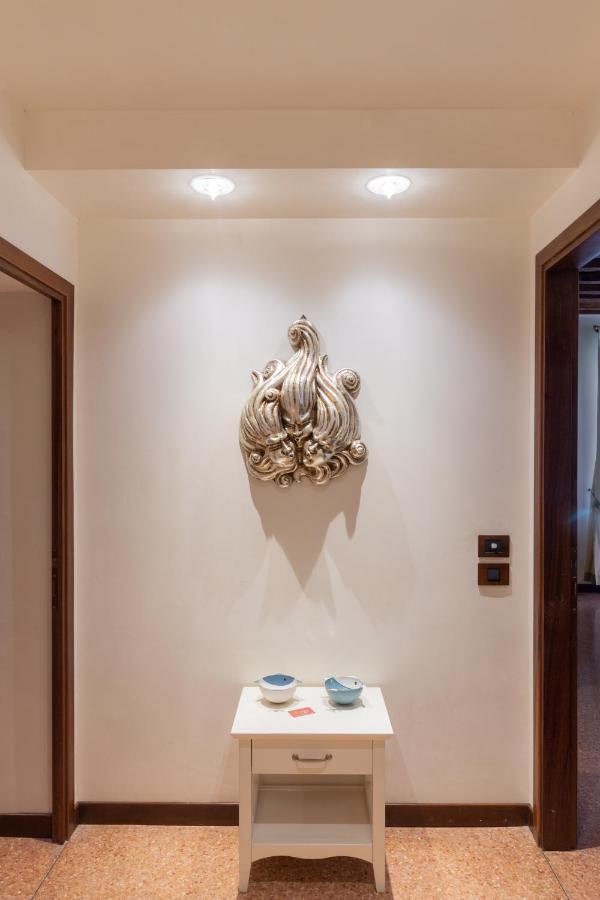 Ve-Nice Suite San Marco C4439 Venice Exterior photo